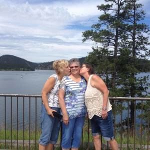 Meet your Posher, Kim